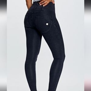 MSRP$179 NWT FREDDY WR.UP Denim SIZE M